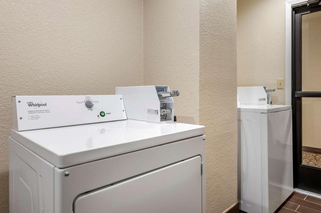 Comfort Inn Near Kokomo Speedway Zewnętrze zdjęcie