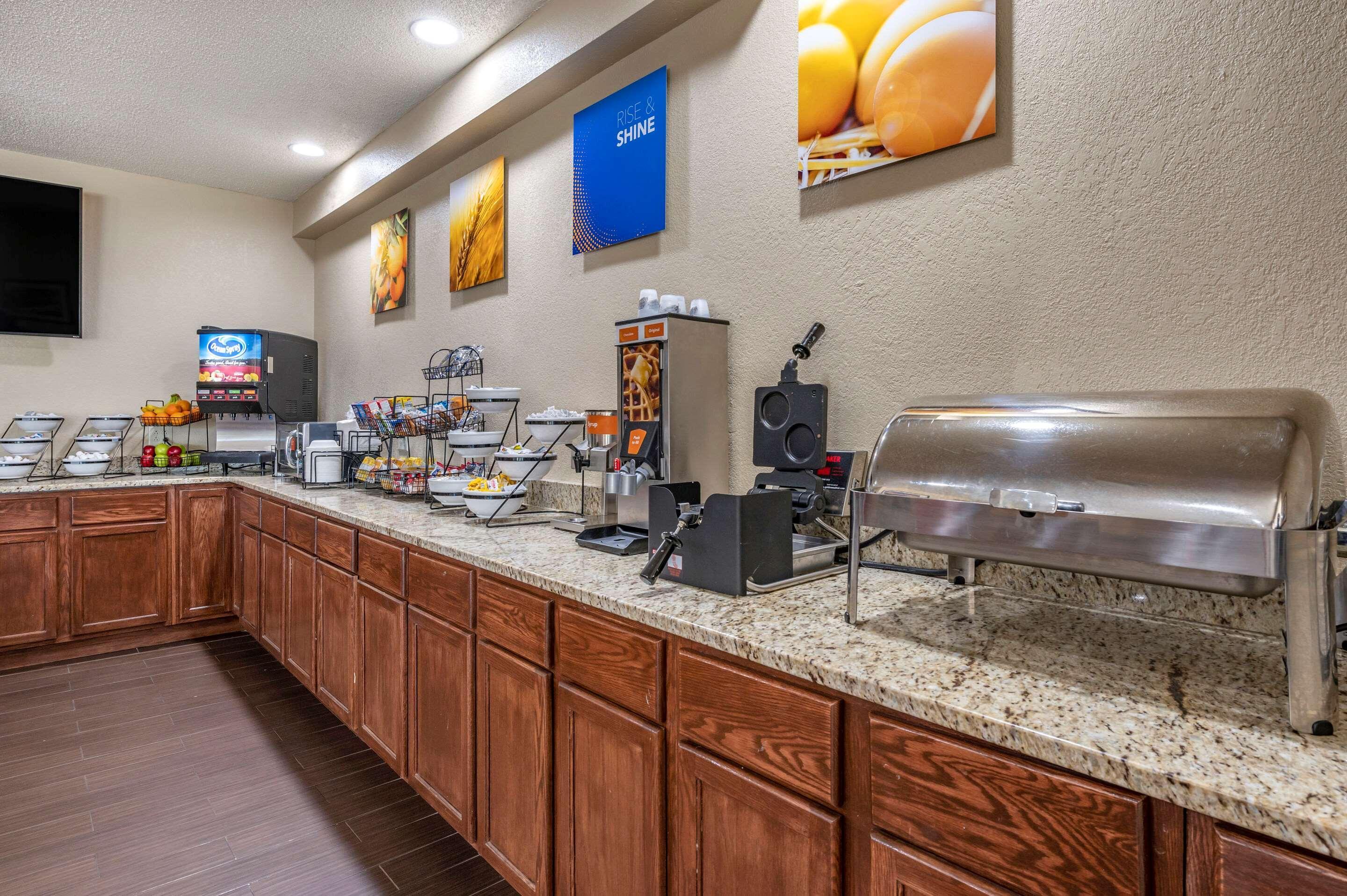 Comfort Inn Near Kokomo Speedway Zewnętrze zdjęcie